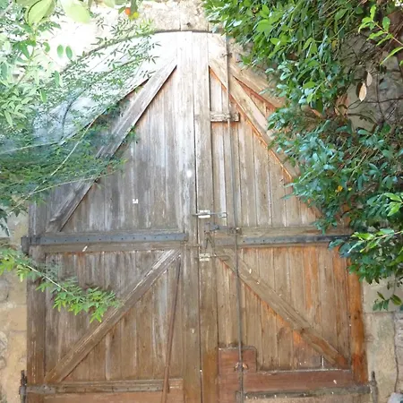 Mas Provencal Du 18ème Proche Uzes Casa vacanze