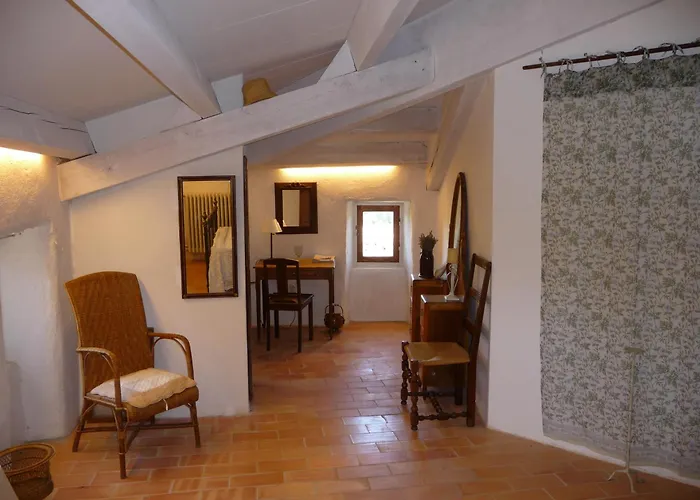 Semesterbostad Mas Provencal Du 18eme Proche Uzes Belvézet