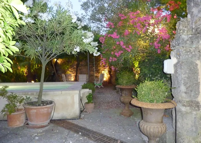 Mas Provencal Du 18eme Proche Uzes Semesterbostad *
