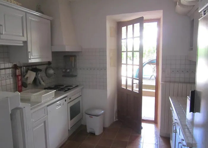 Mas Provencal Du 18eme Proche Uzes *